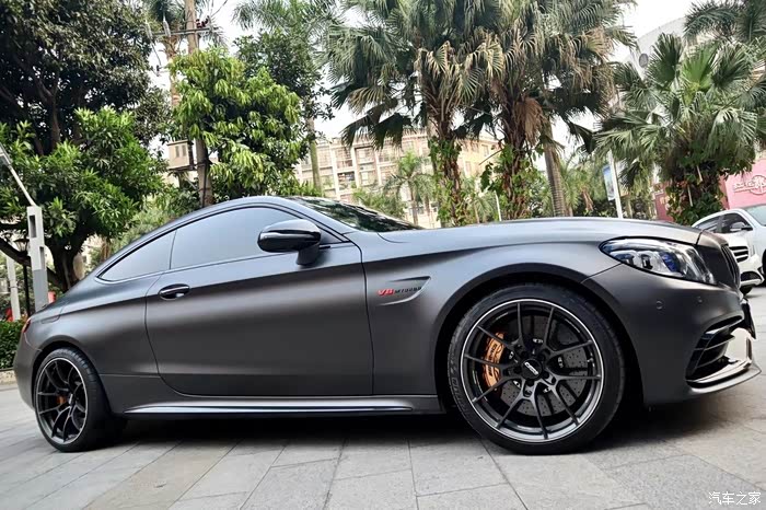 慢出c63coupe哑光石墨灰