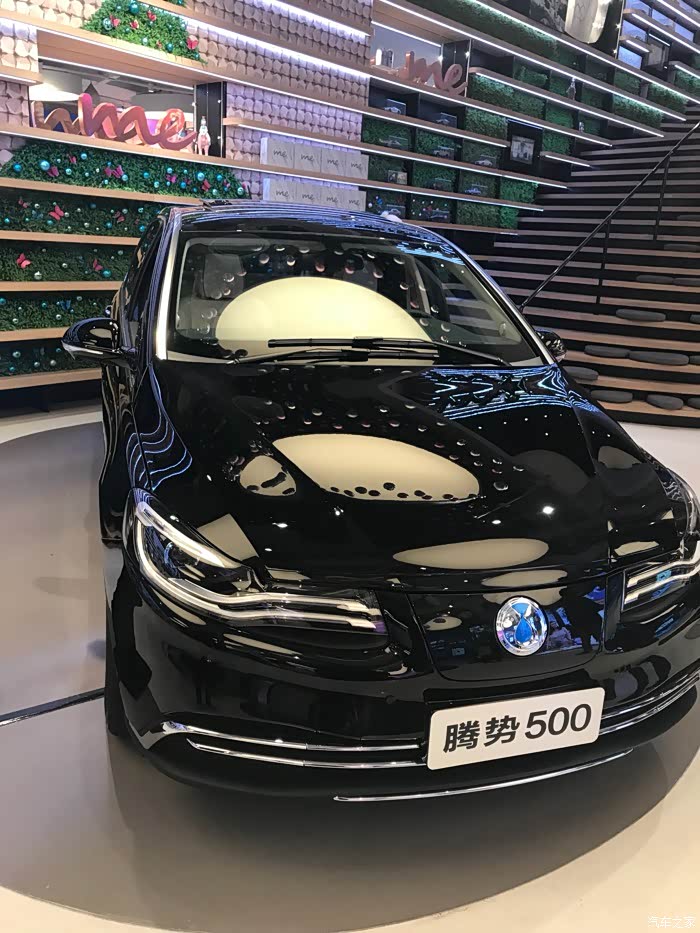 腾势500到店 综合工况续航451公里