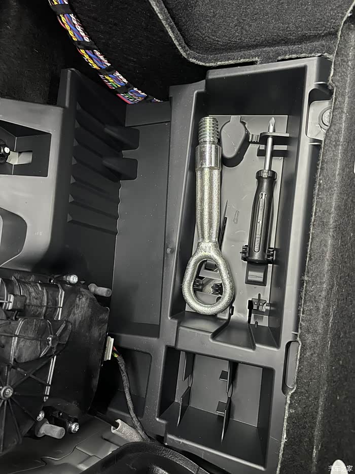 【图】3gt有随车工具吗_宝马3系gt论坛_汽车之家论坛