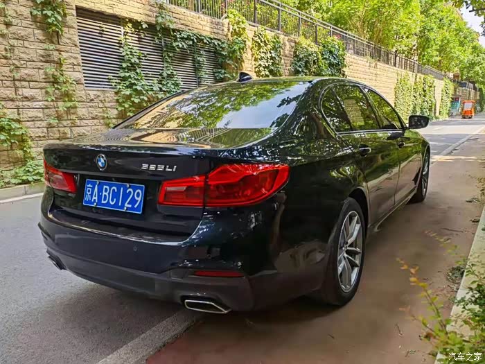 最新到店19款19年上牌宝马525li