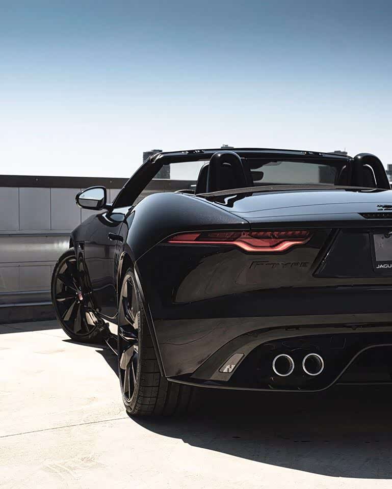 捷豹f-type convertible 眼神更犀利了