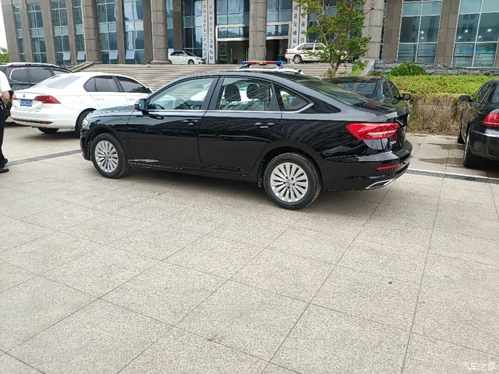 悠悠三十载弹指一瞬间送给自己三十岁的礼物