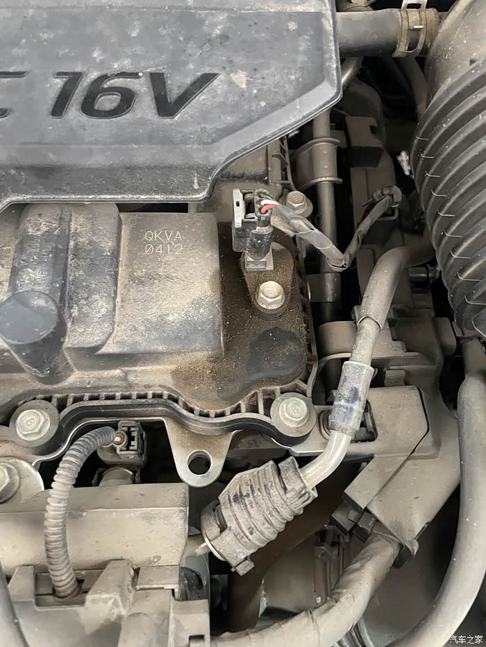 一年多的智跑ace新车发动机这个位置就开始渗油啦这是什么情