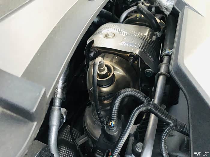 蓝色狮子半年车主聊聊凯酷的发动机舱