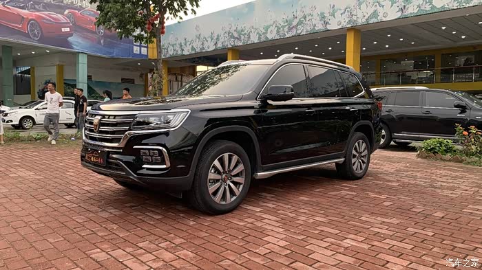 诚意出售2021年的荣威rx8两驱超群旗舰版