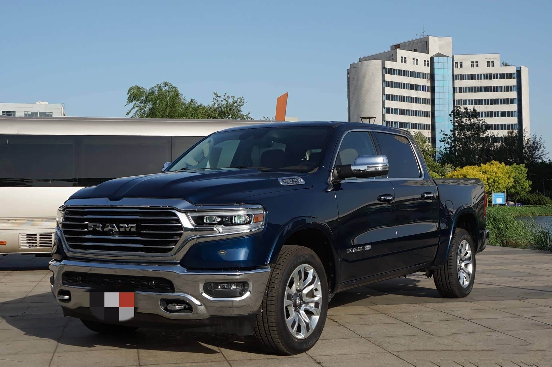 这台皮卡才是最为帅气豪华的