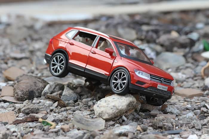 大众途观l红色车模分享