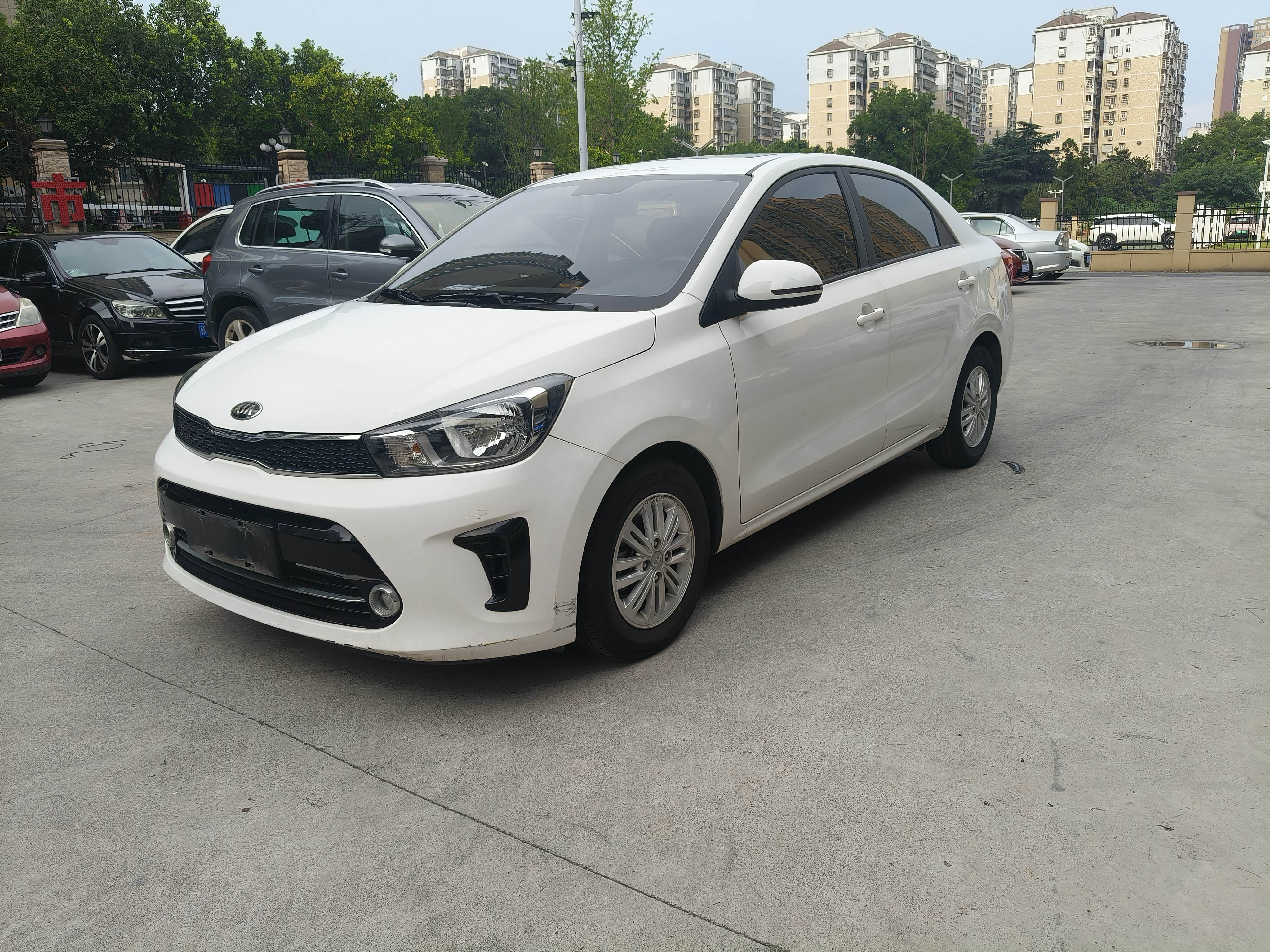 最新到店19年起亚焕驰,1.4自动天窗,精品车况