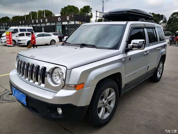 2012年银色24四驱自由客坐标浙江省台州市