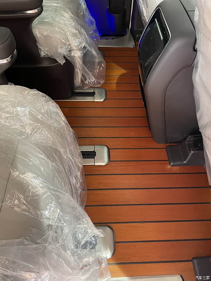 传祺m8改装地板的效果