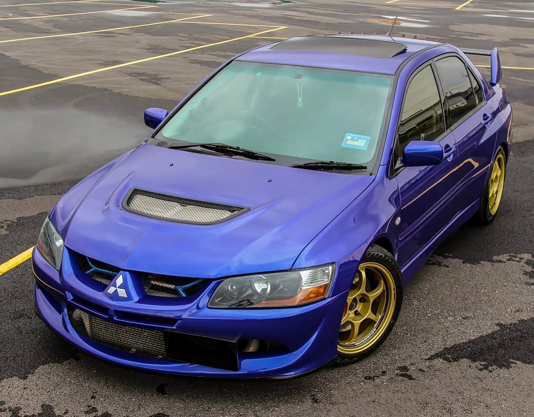 又见三菱evo8代酷酷的感觉总是值得留恋和回忆