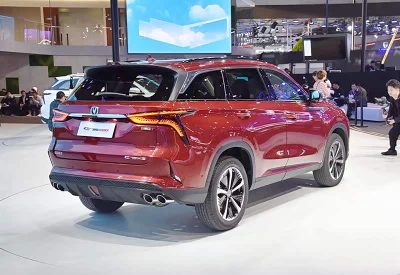 44 | 回复: 0 长安cs75 plus论坛 全新的"御岳生命动感"设计语言犀利