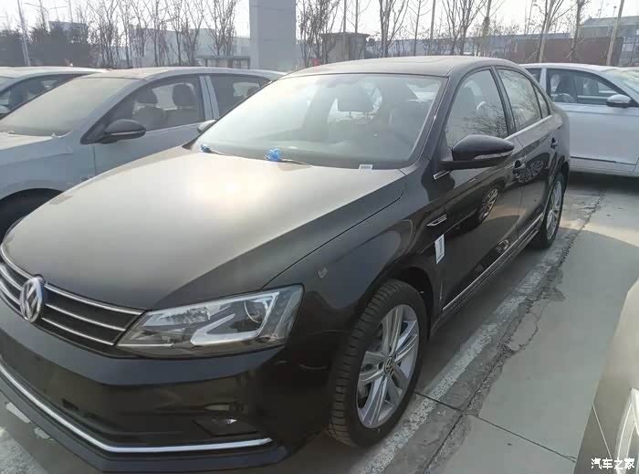 2018款速腾1.4t豪华.落地17.9万