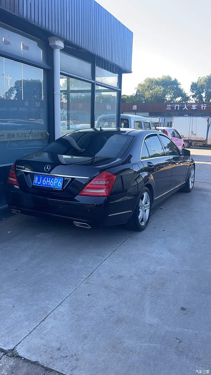 入手一台2012年221奔驰s300