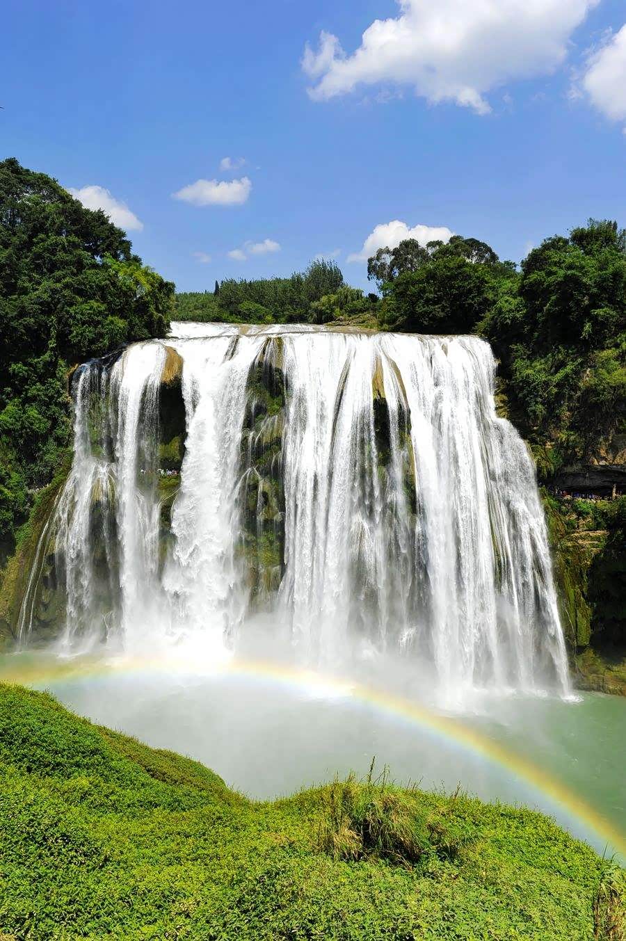 旅游不在乎终点,而是在意途中的人和事还有那些美好的记忆和景色