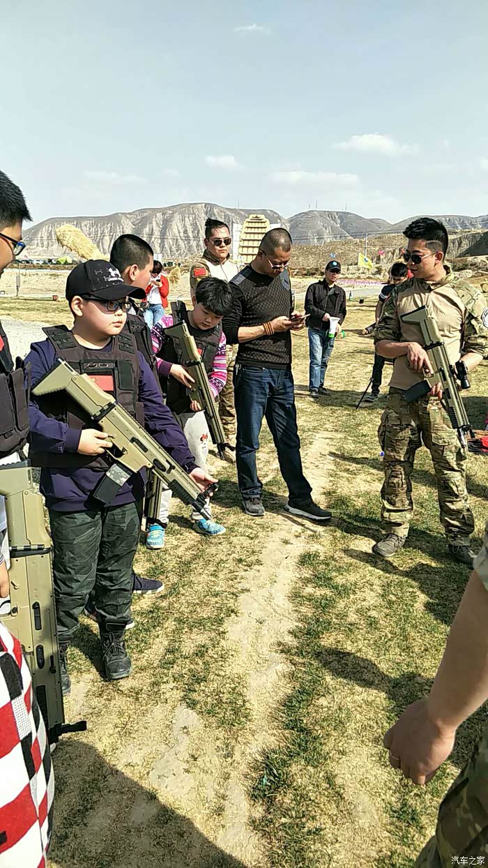 小伙子们最喜欢的真人cs环节