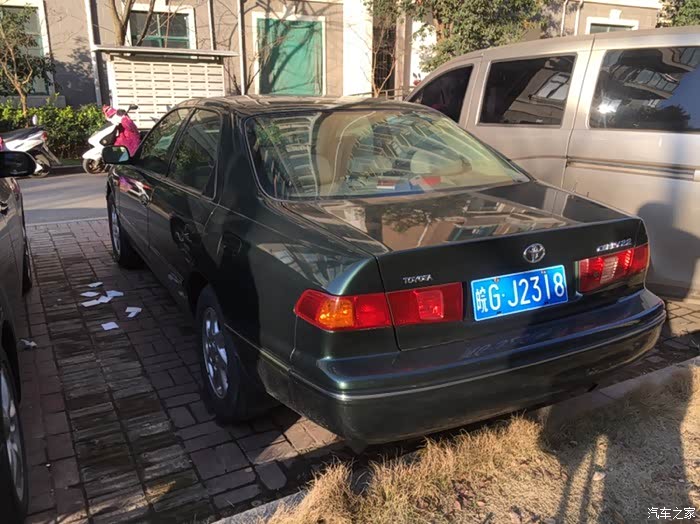 经典名车香港电影的回忆1997年丰田佳美22