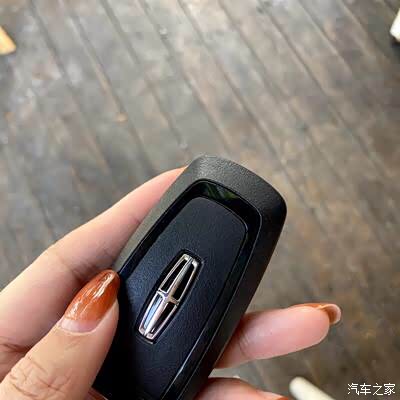 迎暖春送积分朋友放弃比亚迪唐dm选择了这辆林肯冒险家