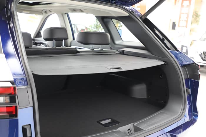 我的星座驾#—— 一眼定情启辰星之到店看车选车篇