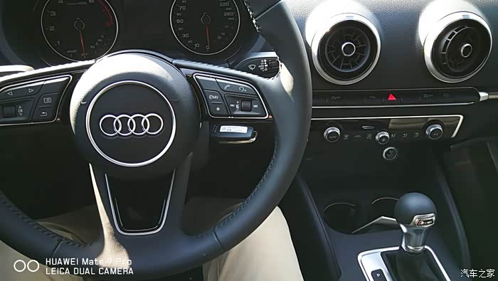 白色风尚版2.0t两厢现车_奥迪a3论坛_汽车之家论坛