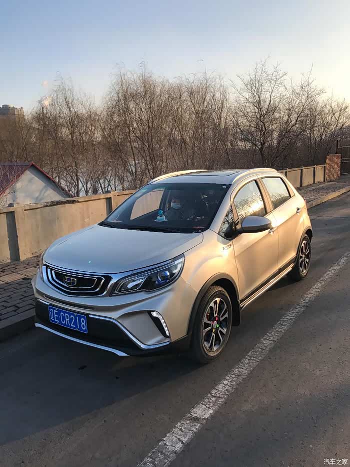 【图】我的金色小三,提车一个月后报到!_远景x3论坛_汽车之家论坛