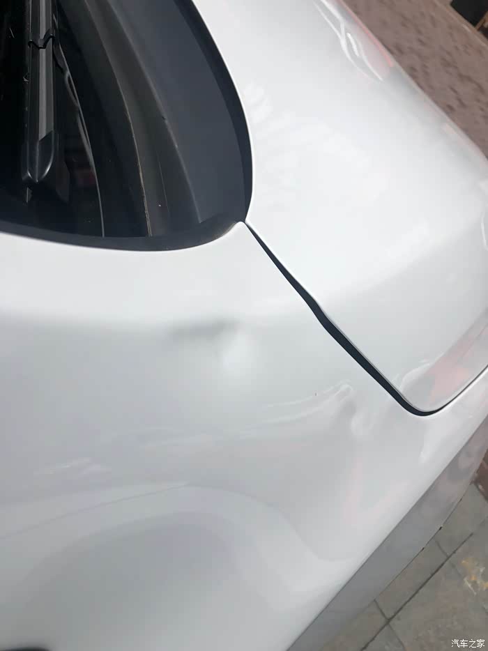 21款别克英朗右前叶子板,凹陷.在4s店修多钱