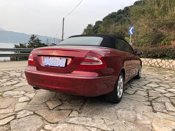 经典老车05年奔驰clk280
