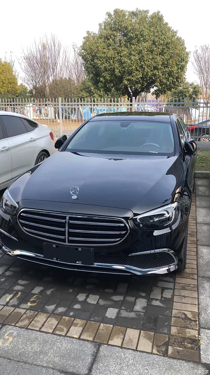 5米车身豪华感舒适感都不错15t是硬伤实拍奔驰e级