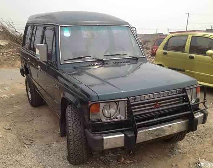 老款三菱,一直是越野的好手.