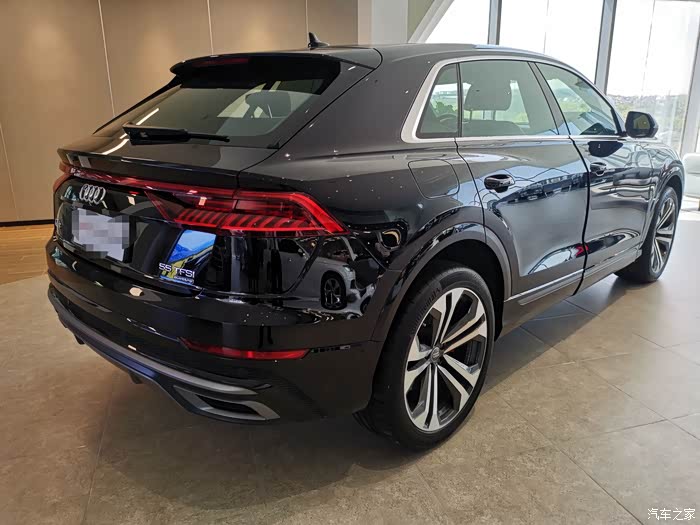 【图】发一台黑色q8至尊限量版_奥迪q8论坛_汽车之家论坛