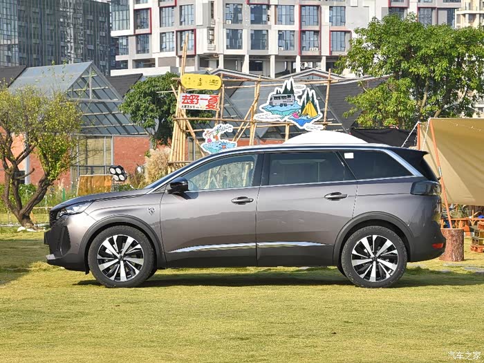 二胎首选高品质七座suv东风标致新5008