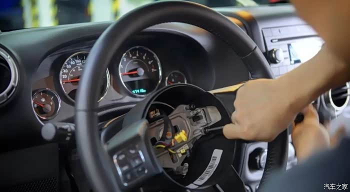 【图】安全气囊爆开之后还能重复使用么?_hiace论坛_汽车之家论坛