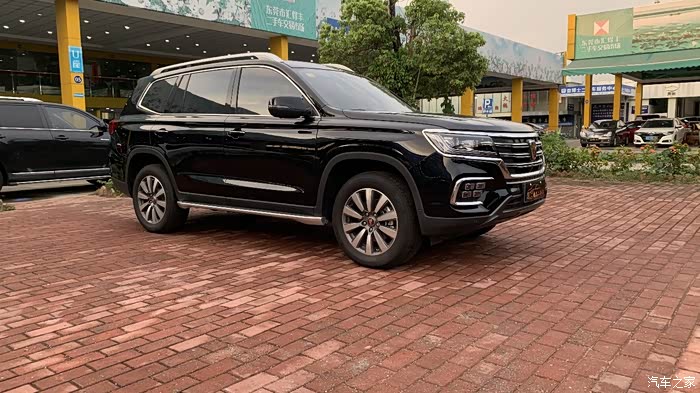 诚意出售2021年的荣威rx8两驱超群旗舰版