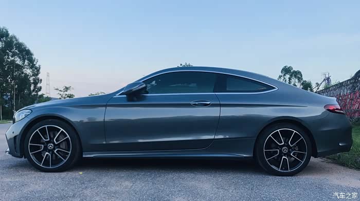 【图】奔驰 c300 coupe (轿跑车)用车1年半感受.