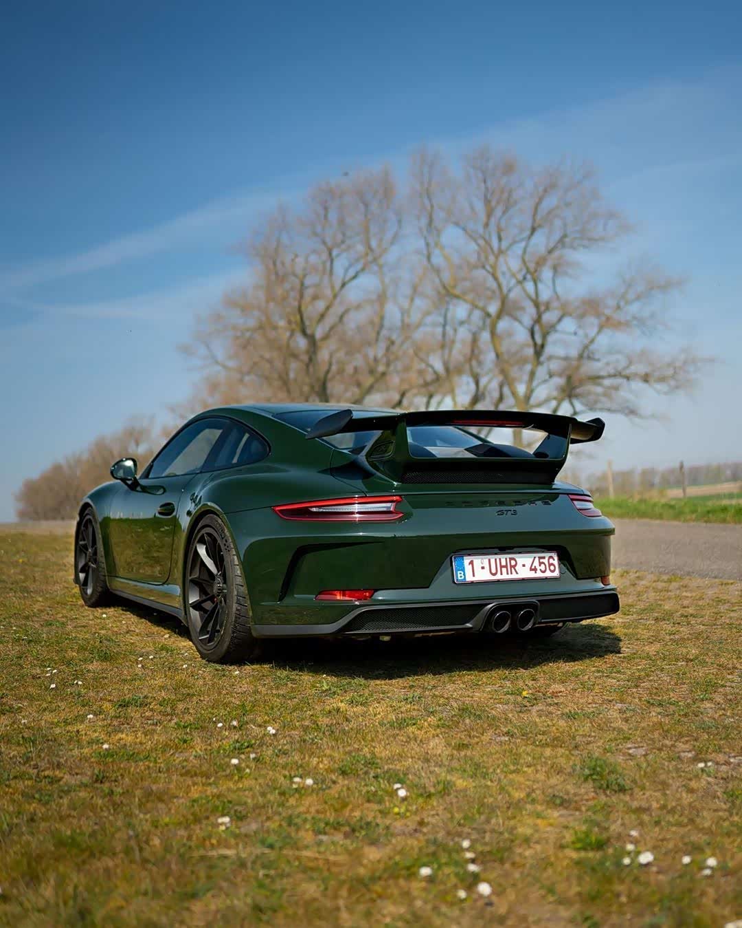 墨绿色porsche 911 gt3.爱了