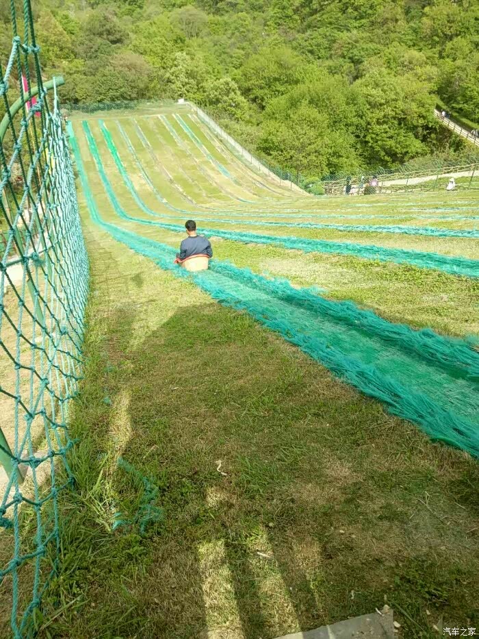 开"小三"木兰天池一日游