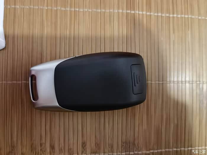 【图】奔驰gle450钥匙是这样的嘛?_奔驰gle论坛_汽车之家论坛