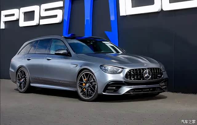 性能版奔驰e63进店,金属灰漆面千匹动力,加速比宝马m5凌厉