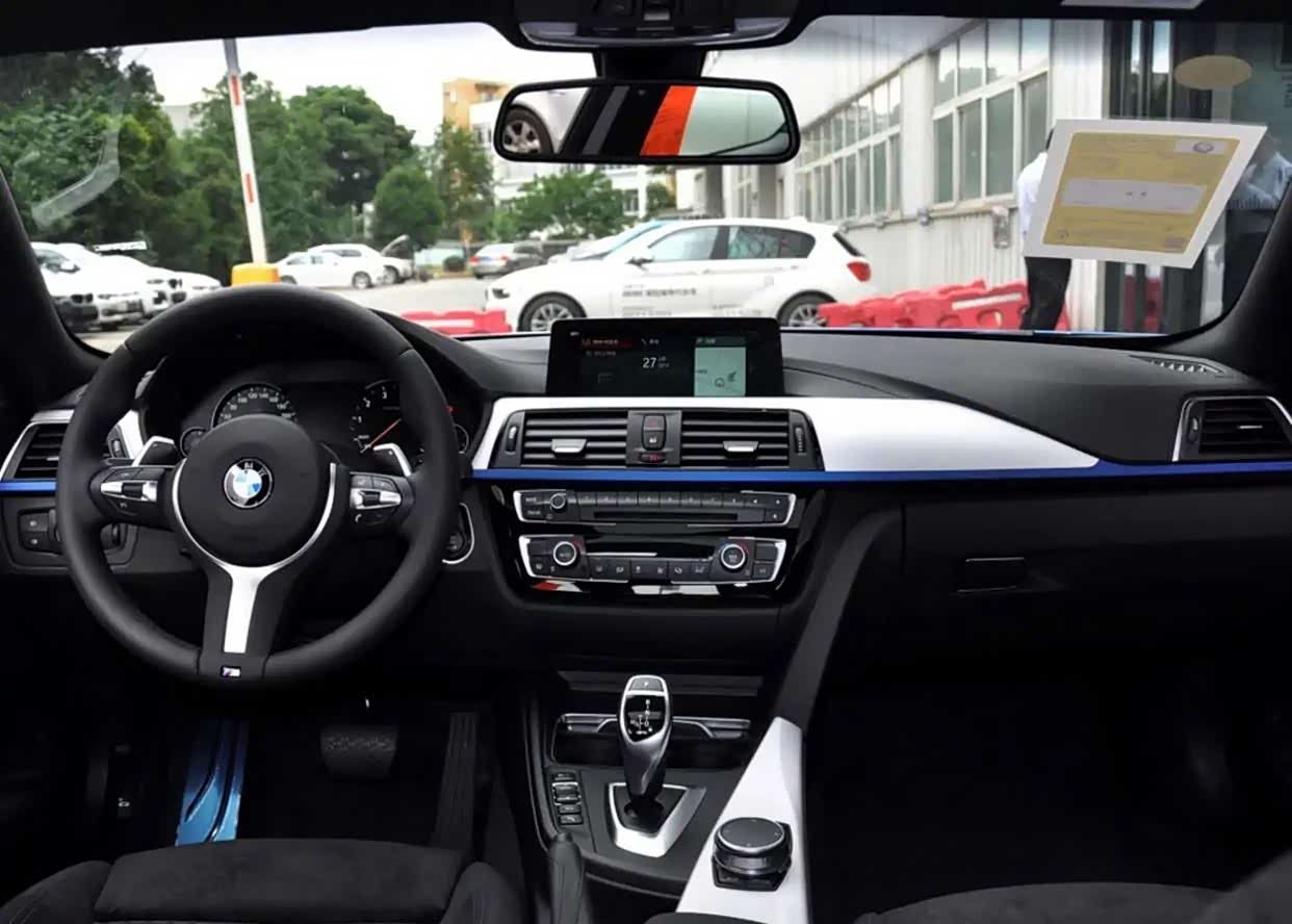 378 | 回复: 0 宝马4系论坛 四系内部的配置也很优秀,而且看起来很