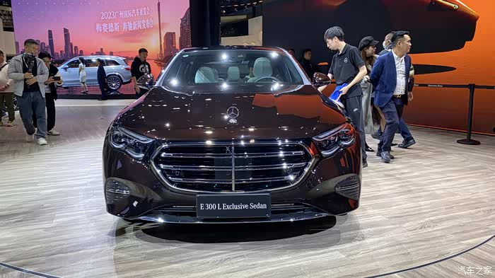 2023广州车展优雅的奔驰e能赢运动十足的宝马5系吗