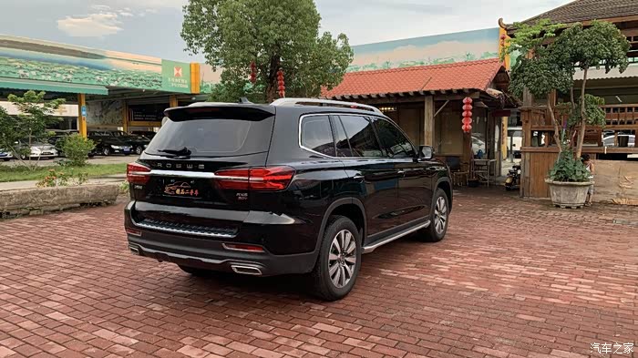 诚意出售2021年的荣威rx8两驱超群旗舰版