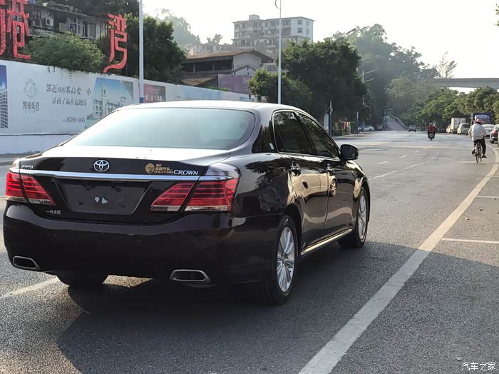 十三代半皇冠13年12月25上牌