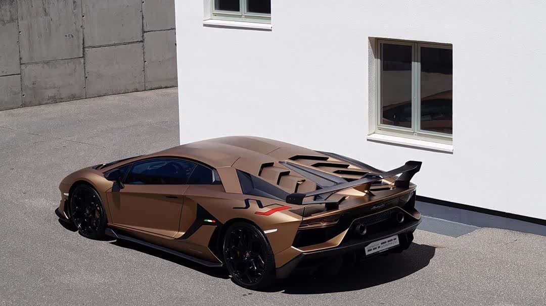 2020 兰博基尼aventador svj