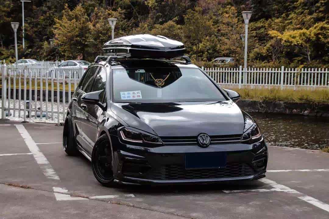 高尔夫r-line,变身拉货改装两不误的黑武士