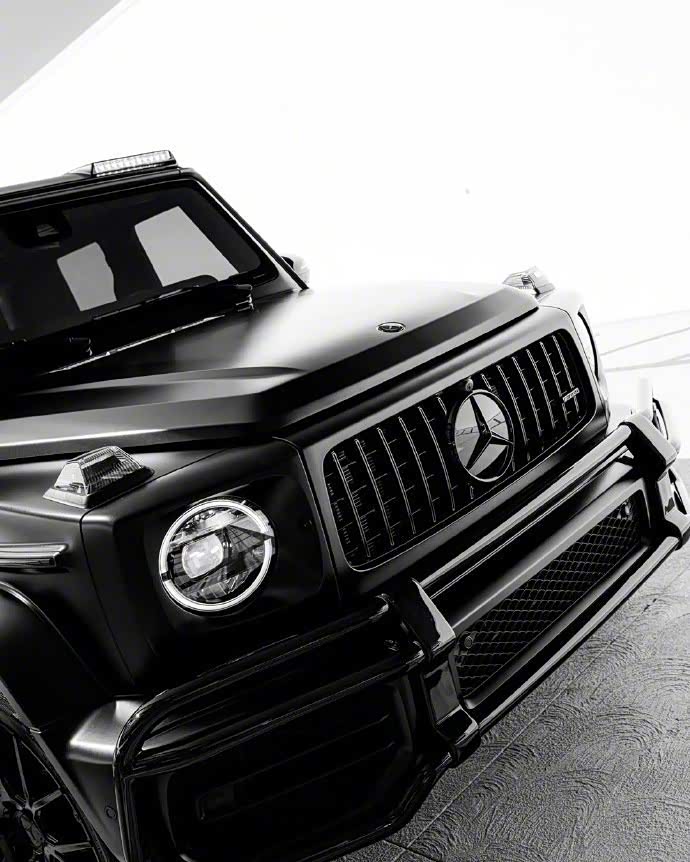 黑色奔驰g级大匣子,是不是你的理想车型?