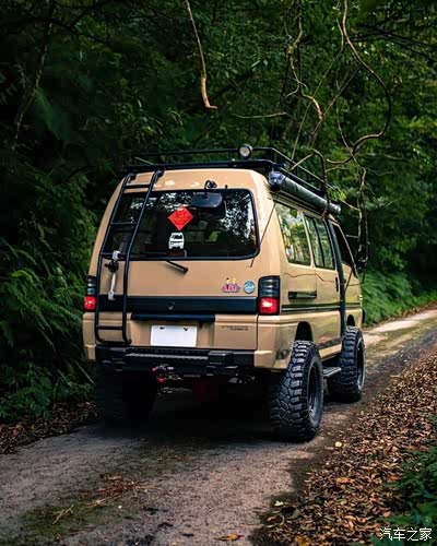 三菱得利卡改装真有气势