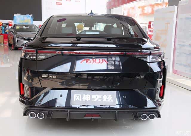 风神奕炫化身黑骑士回归能买菜也能下赛道