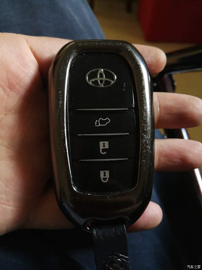 1066 | 回复: 22 汉兰达论坛 你们的钥匙多远能锁车 楼主 发表于 2018