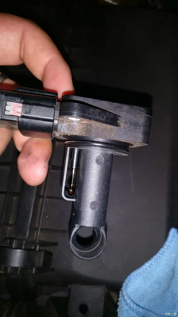 自己动手清洗maf传感器完美解决油门踏板延迟问题