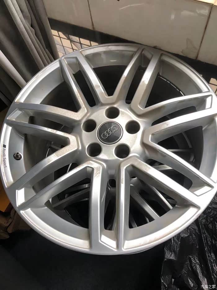 拆车q7 19寸原车轮毂转让